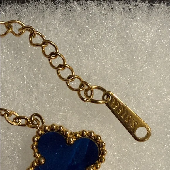 Elegant Gold and Royal Blue Clover Stainless Steel Fashion Bracelet - Picture 2 of 8